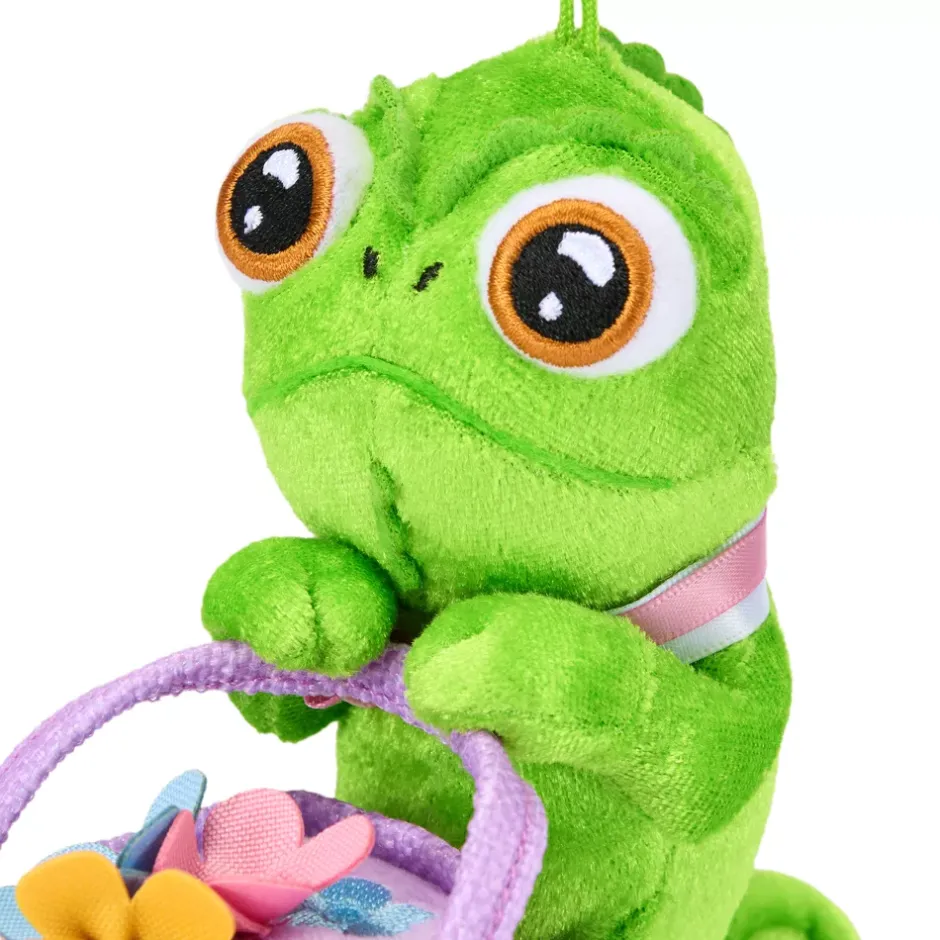 Japon Porte-clés petite peluche Pascal avec bouquet, Raiponce – 15,5 cm Peluches