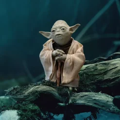 Clearance Figurine interactive Yoda, Star Wars Figurines