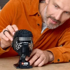 Online LEGO Star Wars Le casque de Kylo Ren 75415 Lego